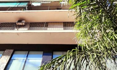 Vicente López - Luminoso Departamento de 1 amb en edificio Apto profesional!!
