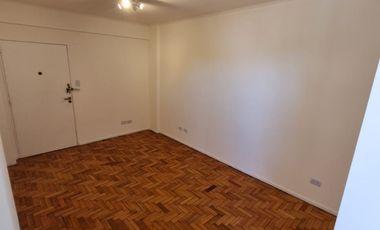 Vicente López - Luminoso Departamento de 1 amb en edificio Apto profesional!!