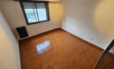 DEPARTAMENTO EN ALQUILER EN MORON NORTE - 2 AMBIENTES
