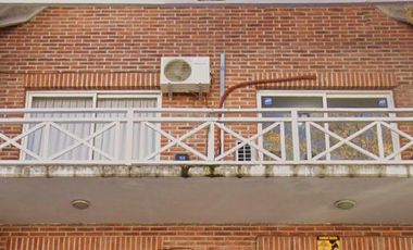 San Isidro centro - Amplia Cochera Cubierta  en 1° Subsuelo!