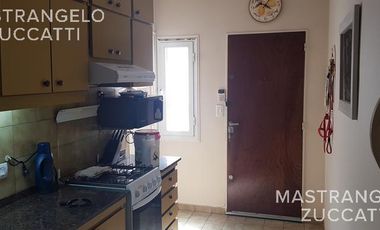 Yrigoyen 6600 - Remedios De Escalada