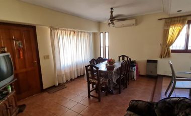 Casa en alquiler en Lomas oeste
