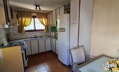 Casa en alquiler en Lomas oeste