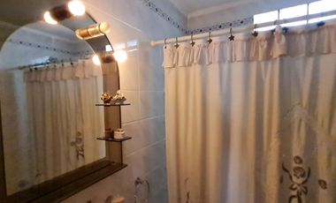 Casa en alquiler en Lomas oeste