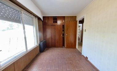 OPORTUNIDAD!!! Semipiso en PH 1º PISO sin expensas en Temperley Este