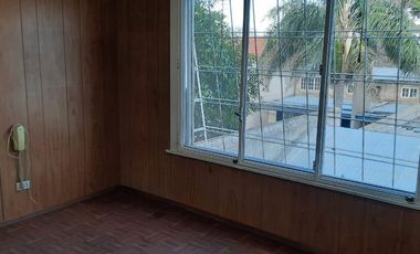 OPORTUNIDAD!!! Semipiso en PH 1º PISO sin expensas en Temperley Este