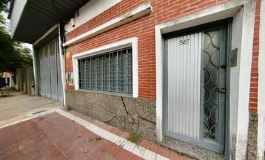 OPORTUNIDAD!!! Semipiso en PH 1º PISO sin expensas en Temperley Este