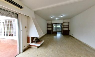 OPORTUNIDAD!!! Semipiso en PH 1º PISO sin expensas en Temperley Este