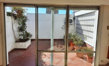 OPORTUNIDAD!!! Semipiso en PH 1º PISO sin expensas en Temperley Este