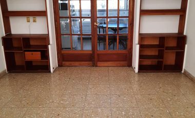 OPORTUNIDAD!!! Semipiso en PH 1º PISO sin expensas en Temperley Este