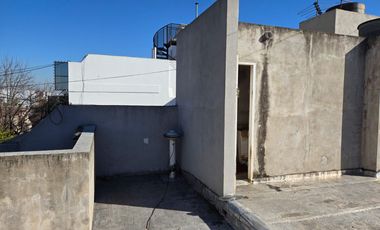 CASA EN VENTA DE 3 AMBIENTES EN VILLA LUGANO