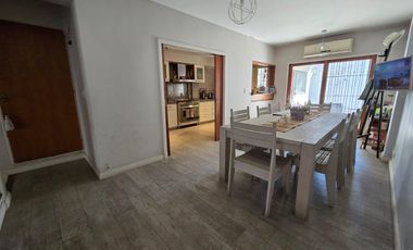 CASA EN VENTA DE 3 AMBIENTES EN VILLA LUGANO