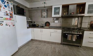 CASA EN VENTA DE 3 AMBIENTES EN VILLA LUGANO