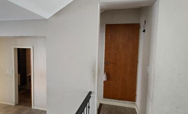 CASA EN VENTA DE 3 AMBIENTES EN VILLA LUGANO
