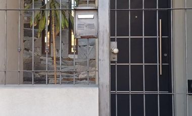 CASA EN VENTA DE 3 AMBIENTES EN VILLA LUGANO