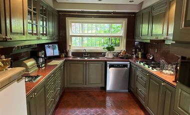 Casa en venta La Lucila 5 ambientes