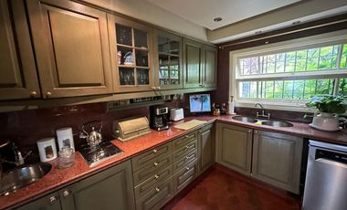 Casa en venta La Lucila 5 ambientes