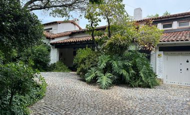 Casa en venta La Lucila 5 ambientes