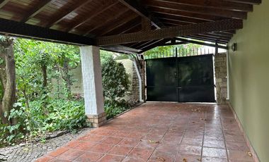 Casa en venta La Lucila 5 ambientes