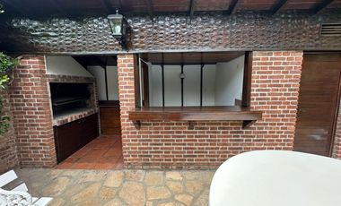 Casa en venta La Lucila 5 ambientes