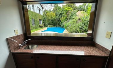 Casa en venta La Lucila 5 ambientes