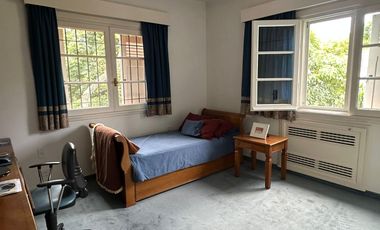 Casa en venta La Lucila 5 ambientes