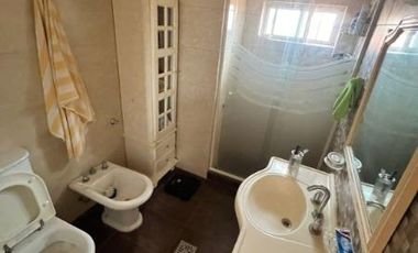 Venta Casa 6 Ambientes Jardin Parrilla Garage Barrio Constitucion