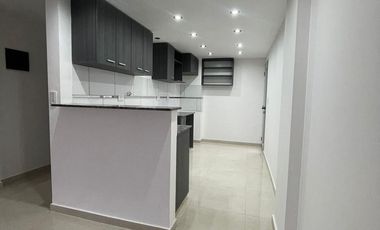 Departamento en  venta de 4 ambientes con dos baños y balcon al frente - Wilde