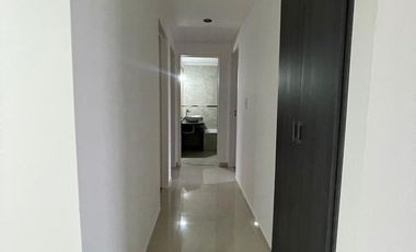 Departamento en  venta de 4 ambientes con dos baños y balcon al frente - Wilde