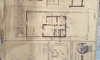 CASA CON  AMPLIO TERRENO ESCHUCHO OFERTAS