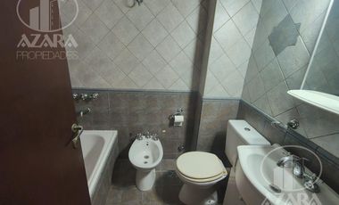 Departamento en venta de 2 ambientes amplios con balcón, por escalera ¡súper luminoso!