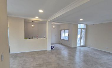 Casa de tres dormitorios en Barrio El Vergel