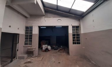 GALPON DEPOSITO 260 MTS - GUEMES 4200 - VILLA MARTELLI - VENDE