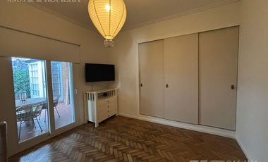 Casa en  Olivos en venta - reciclada 4 ambientes lote de 17.32 x 33.93