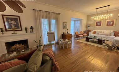 Casa en  Olivos en venta - reciclada 4 ambientes lote de 17.32 x 33.93