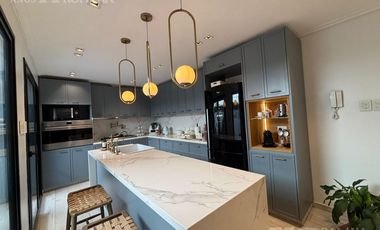 Casa en  Olivos en venta - reciclada 4 ambientes lote de 17.32 x 33.93