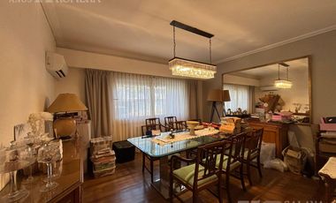 Casa en  Olivos en venta - reciclada 4 ambientes lote de 17.32 x 33.93