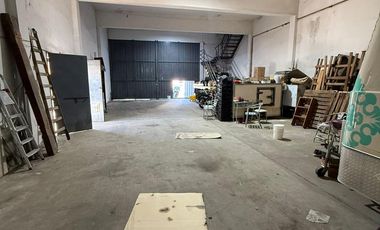 Galpón en  VILLA ADELINA