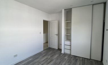 PH impecable, 3 ambientes, con cochera y patio