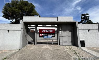 PH impecable, 3 ambientes, con cochera y patio