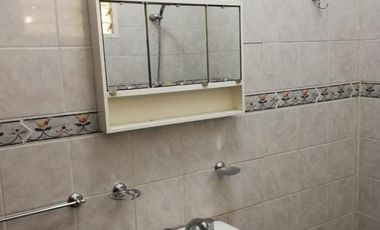 Munro - Zona Industrial I - Lote Propio - Casa  de 3 amb con Cochera y Galpón/taller!