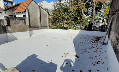 Munro - Zona Industrial I - Lote Propio - Casa  de 3 amb con Cochera y Galpón/taller!