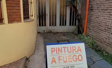 Munro - Zona Industrial I - Lote Propio - Casa  de 3 amb con Cochera y Galpón/taller!