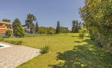 Venta Casa de 3 dormitorios en el Olivos Golf Club con Impcatante vista al hoyo 11