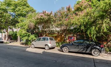 La Lucila - Casa de 5 amb con Jardín y Pileta - sobre doble Lote!