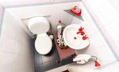 La Lucila - Casa de 5 amb con Jardín y Pileta - sobre doble Lote!