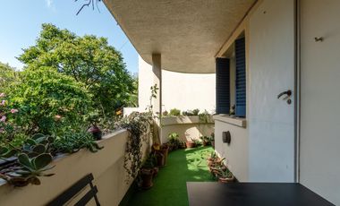 La Lucila - Casa de 5 amb con Jardín y Pileta - sobre doble Lote!