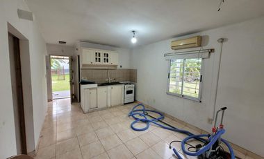 Casa Villa Elisa entre caminos con jardin escritura