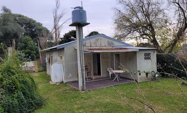 Casa Villa Elisa entre caminos con jardin escritura