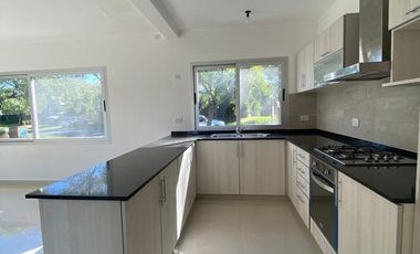 Casa  en venta en  San Isidro Labrador, Villanueva , Tigre.